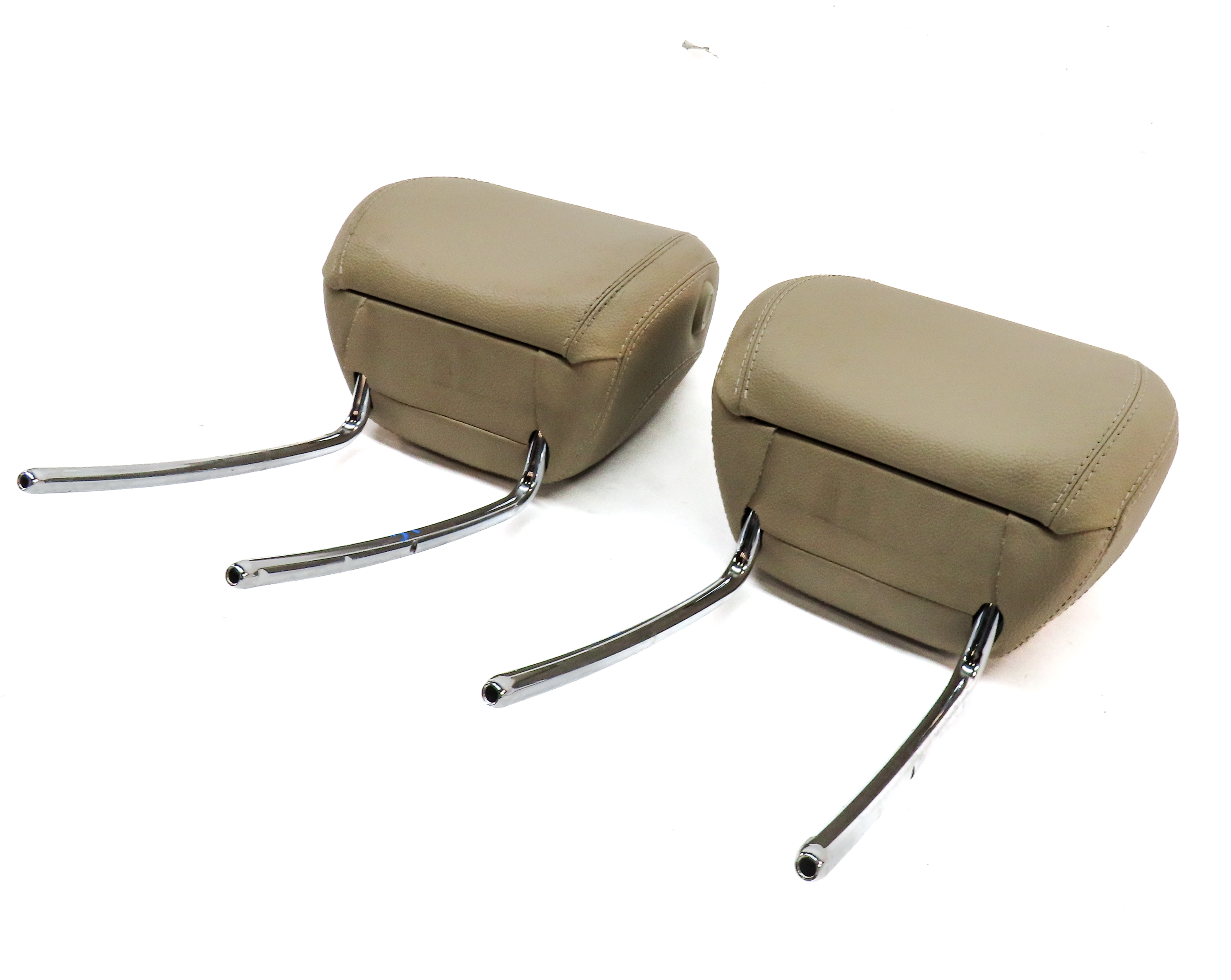 12-13 MERCEDES ML GL (X166 W166) FRONT LEFT & RIGHT SEAT HEADREST SET (BEIGE) — exact item pictured